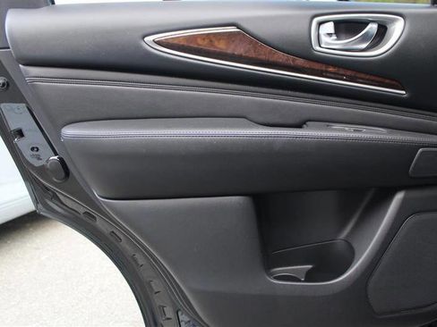 Used 2014 INFINITI QX60 AWD w/ Deluxe Touring Package image 28