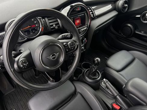 Used 2019 MINI Cooper S FWD image 3
