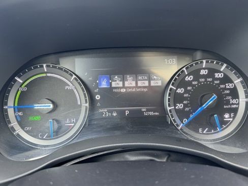 Used 2020 Toyota Highlander XLE image 28