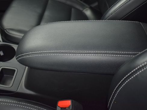 Used 2024 Ford Escape Platinum image 36