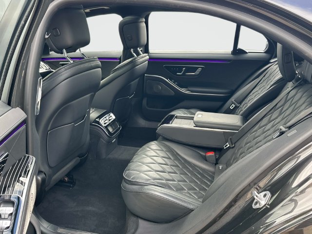 Used 2023 Mercedes-Benz S 580e 4MATIC Sedan image 17