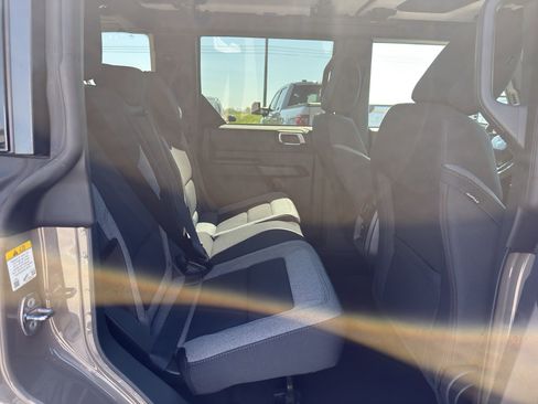 New 2026 Ford Bronco Big Bend AWD/4WD image 14