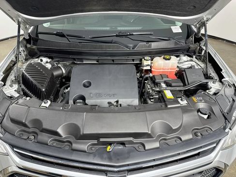 Used 2020 Chevrolet Traverse LT FWD image 30