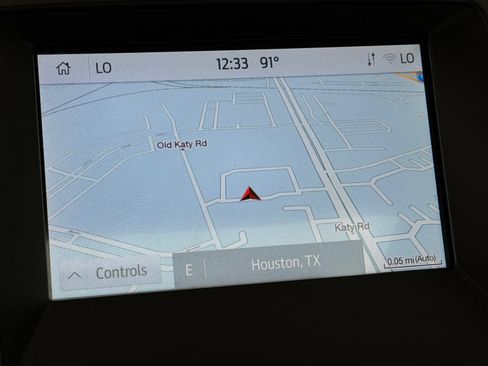 Used 2020 Ford Edge SEL w/ Cold Weather Package FWD image 6