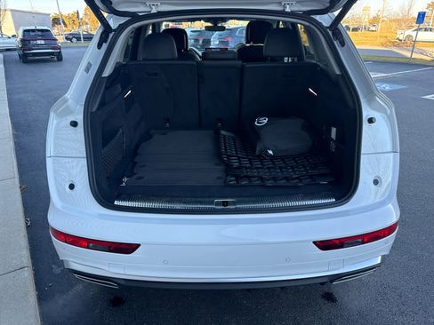 Used 2024 Audi Q5 e Premium image 23