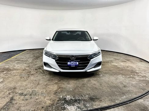 Used 2021 Honda Accord LX image 2