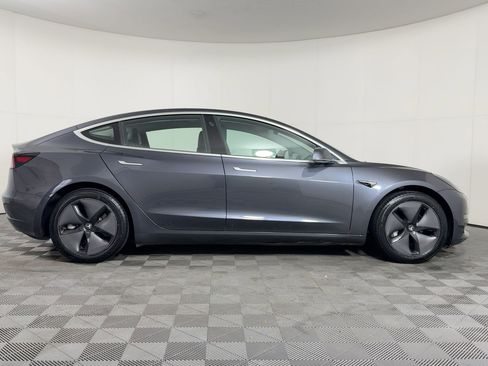 Used 2018 Tesla Model 3 Long Range image 8