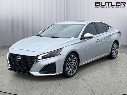Used 2023 Nissan Altima 2.5 SL