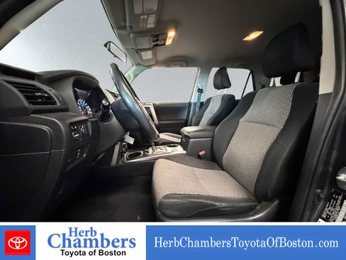 Used 2016 Toyota 4Runner SR5 RWD image 7