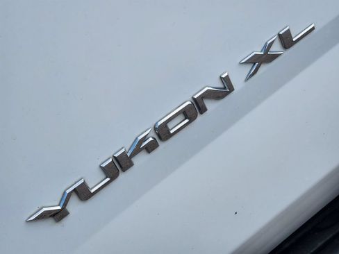 Used 2020 GMC Yukon XL SLT AWD/4WD image 15