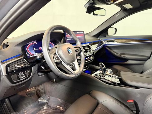 Used 2023 BMW 530i xDrive w/ Convenience Package AWD/4WD image 13