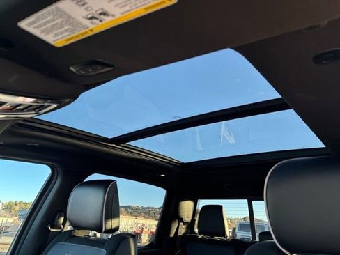 New 2026 RAM 1500 Laramie w/ Night Edition image 32