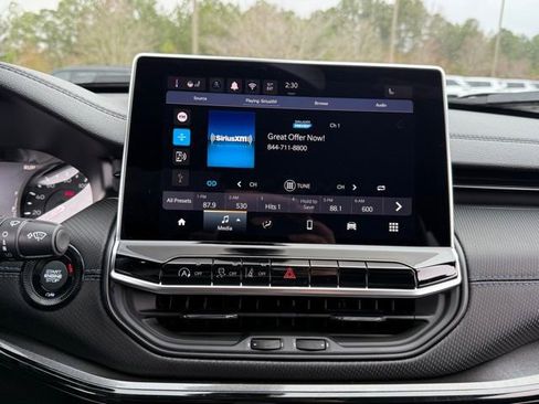 New 2026 Jeep Compass Latitude image 21