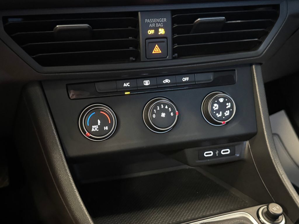 Used 2023 Volkswagen Jetta S FWD image 15