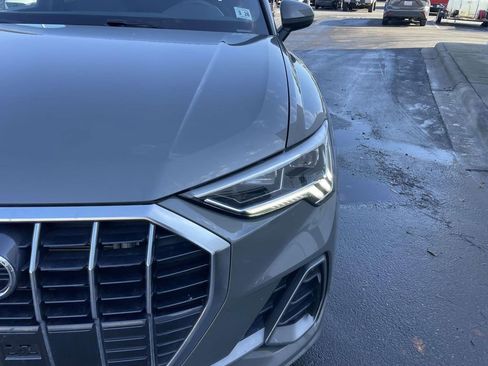 Used 2023 Audi Q3 2.0T Premium w/ Convenience Package image 12