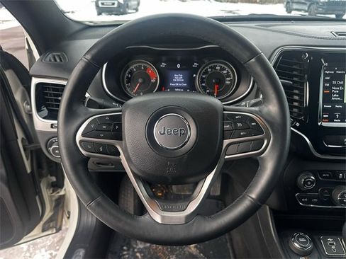 Used 2019 Jeep Cherokee High Altitude image 12