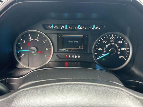 Used 2019 Ford F150 XLT w/ Equipment Group 302A Luxury AWD/4WD image 21