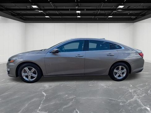 Used 2023 Chevrolet Malibu LT w/ Driver Confidence Package FWD image 2