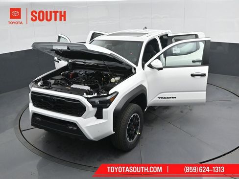 New 2026 Toyota Tacoma TRD Off-Road w/ TRD Off Road Premium Package image 49