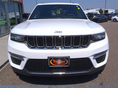Used 2024 Jeep Grand Cherokee Limited 4xe AWD/4WD image 22