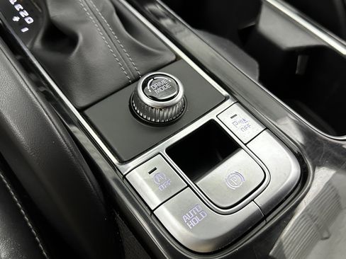 Used 2020 Kia Telluride LX image 17