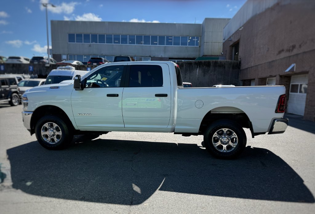 Used 2025 RAM 2500 Big Horn AWD/4WD image 14