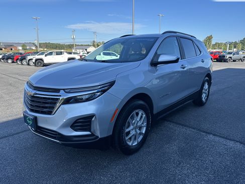 Certified 2022 Chevrolet Equinox LT image 3