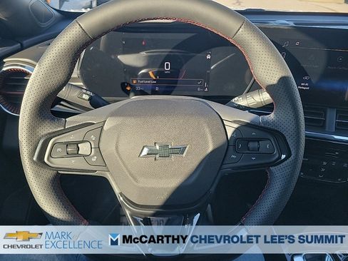 New 2026 Chevrolet Trax RS w/ Sunroof Package image 22