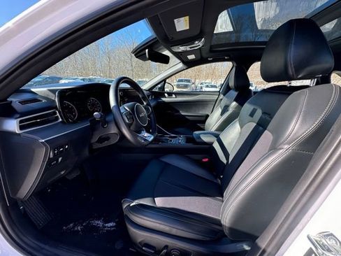 Used 2024 Kia K5 GT-Line image 9