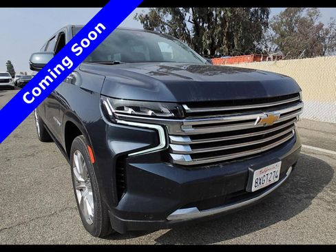Used 2021 Chevrolet Suburban High Country image 11
