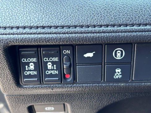 Used 2024 Honda Odyssey EX-L image 20