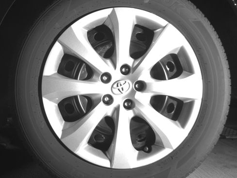 Used 2025 Toyota Corolla LE FWD image 17
