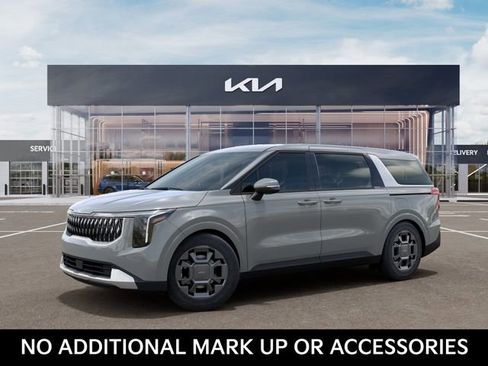 New 2026 Kia Carnival EX FWD image 3
