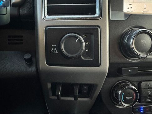 Used 2017 Ford F250 Lariat AWD/4WD image 44