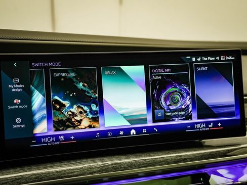 New 2026 BMW 740i xDrive w/ Executive Package image 40