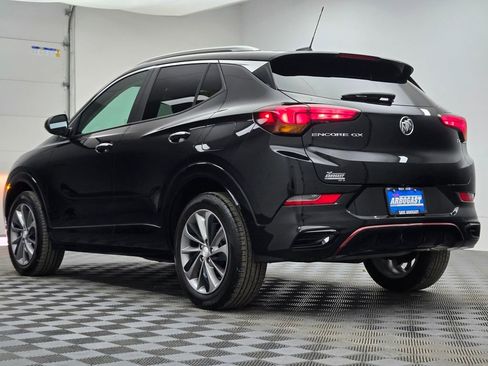 Used 2022 Buick Encore GX Preferred w/ Sport Touring Package image 11