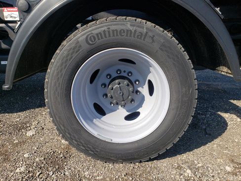 New 2026 Ford F550 4x4 Regular Cab Super Duty image 12