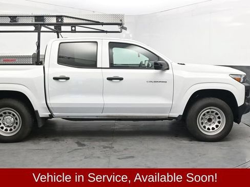 Used 2024 Chevrolet Colorado W/T w/ Safety Package RWD image 9