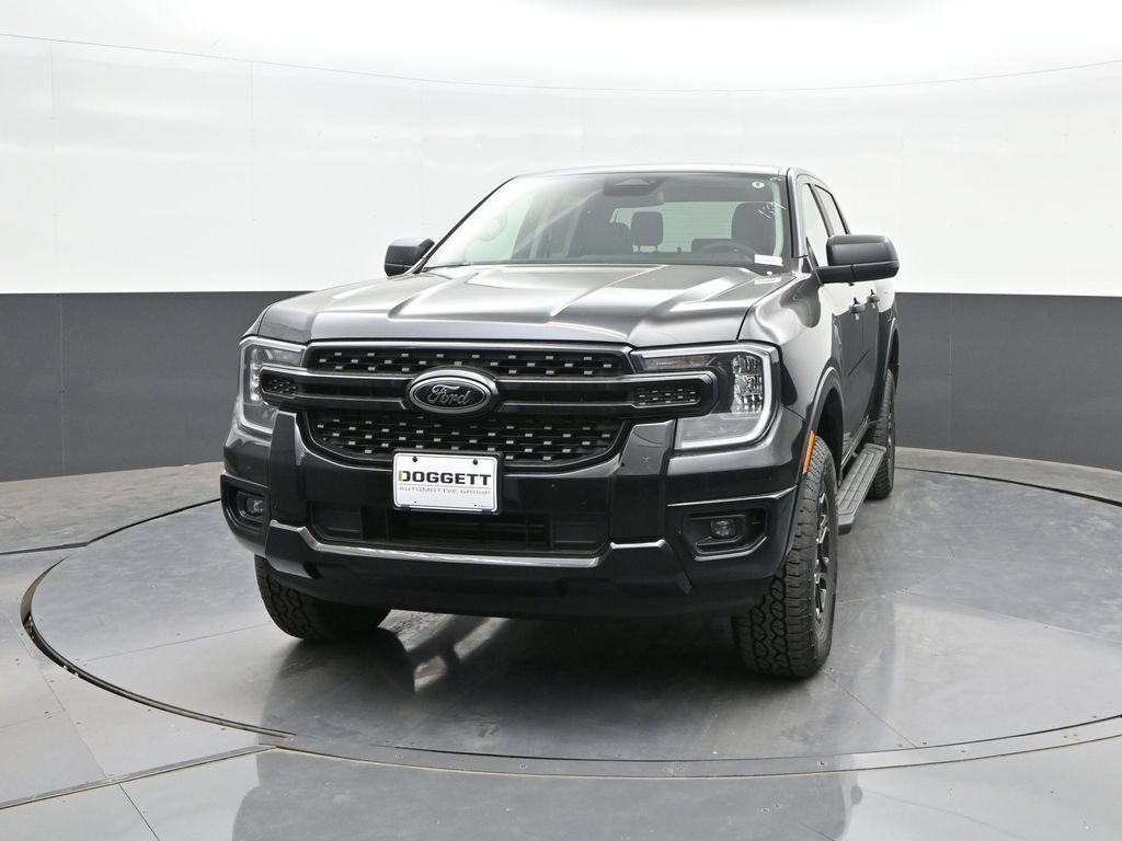 New 2026 Ford Ranger XLT w/ Black Appearance Package RWD image 25
