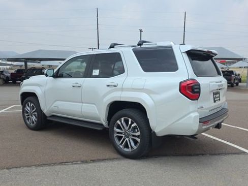 New 2026 Toyota 4Runner Limited AWD/4WD image 8