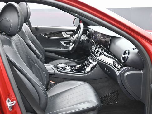 Used 2020 Mercedes-Benz E 350 4MATIC Sedan w/ Premium Package image 38