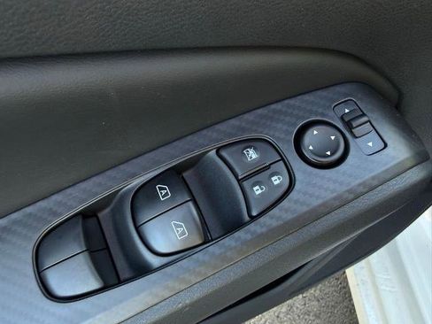 New 2025 Nissan Altima 2.5 SV image 19