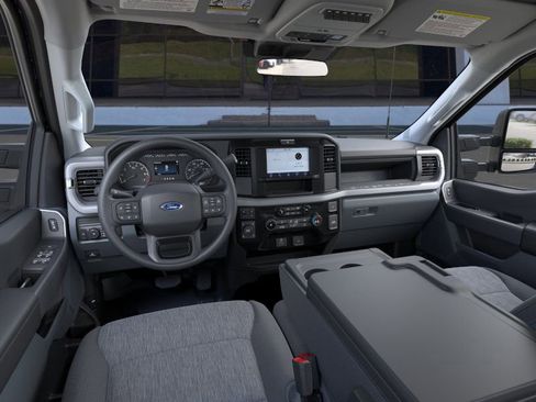 New 2026 Ford F250 XL w/ STX Appearance Package AWD/4WD image 9