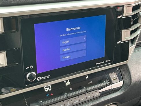 Used 2022 Toyota Tundra SR5 w/ Convenience Package image 8