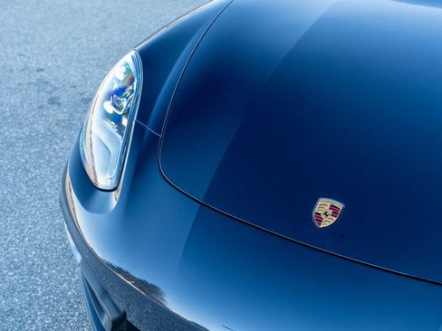 Used 2022 Porsche Panamera 4 w/ Premium Package AWD/4WD image 18