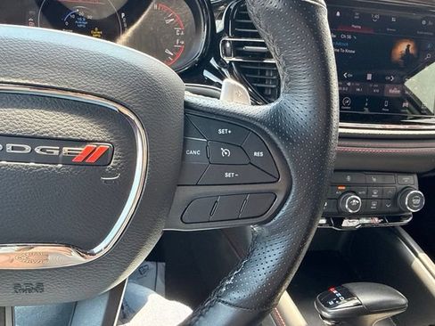 Used 2025 Dodge Durango GT AWD/4WD image 25