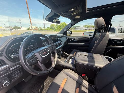 Used 2023 GMC Yukon AT4 w/ AT4 Premium Plus Package AWD/4WD image 14