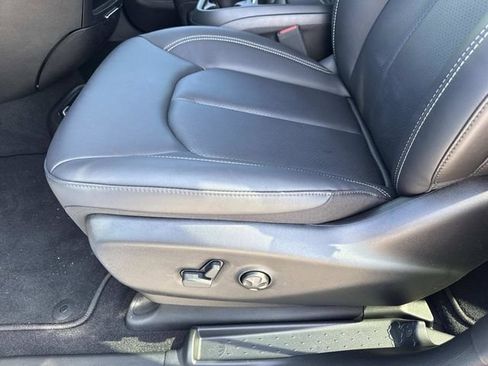 New 2027 Chrysler Pacifica Select FWD image 23