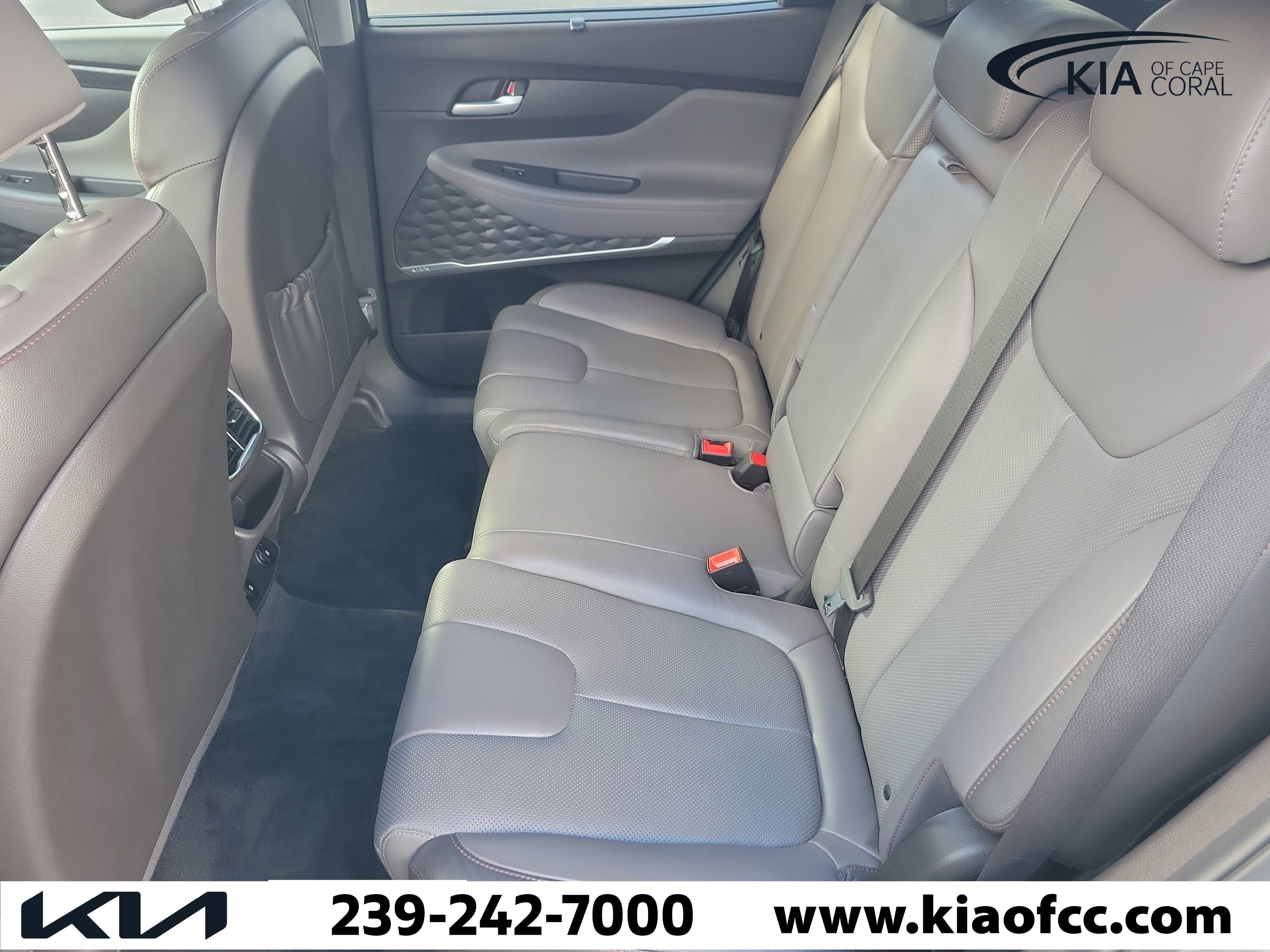 Used 2020 Hyundai Santa Fe SEL w/ Cargo Package FWD image 13