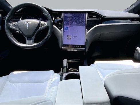 Used 2020 Tesla Model S Long Range Plus AWD/4WD image 15